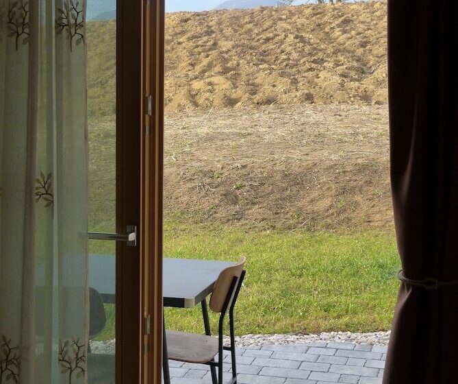 پانسیون Guest House Eco Vila Mila