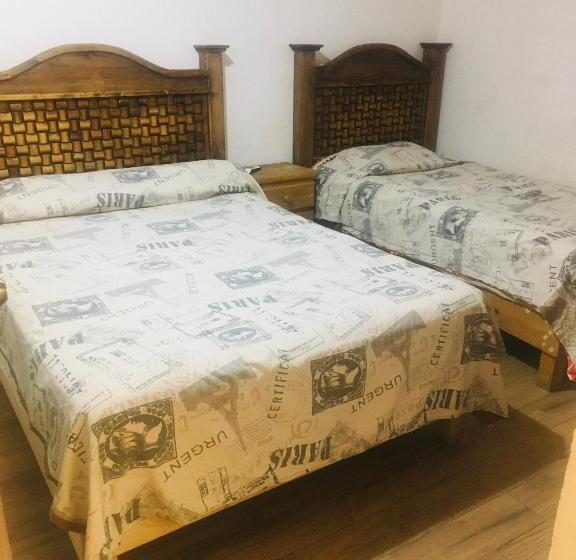 Пансион Hostal Makea Pachuca