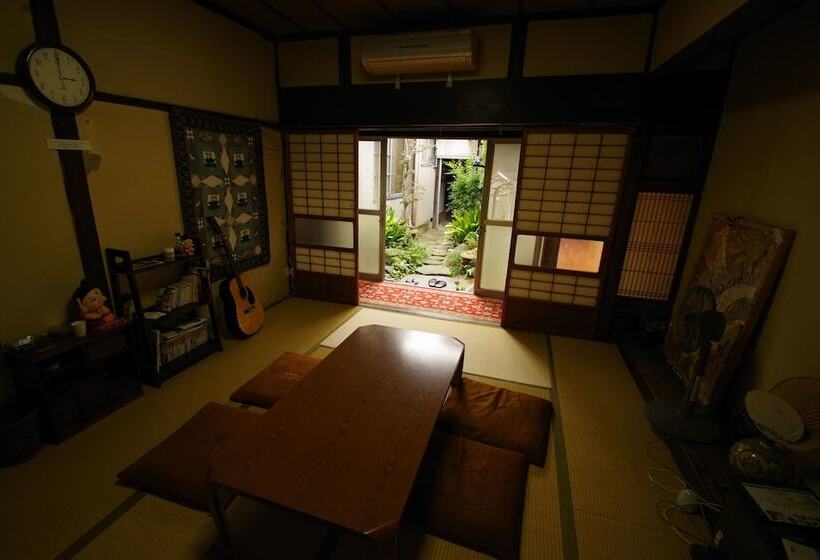 פנסיון Kaiho Guesthouse Katsuzo   Hostel