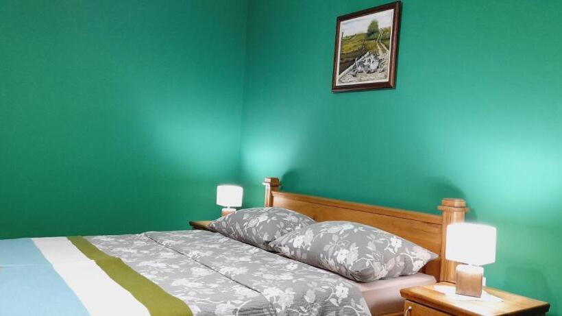 پانسیون Kucerak Kod Bobe Vrdnik