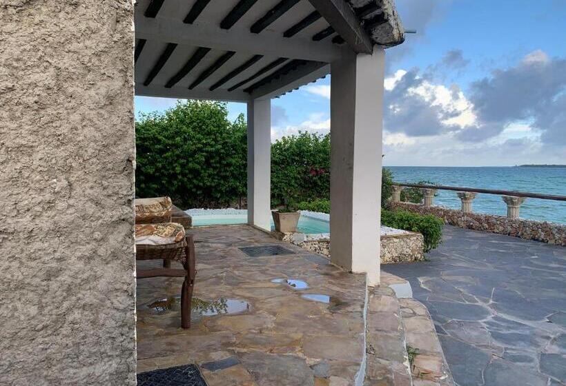 پانسیون Malcom Residence