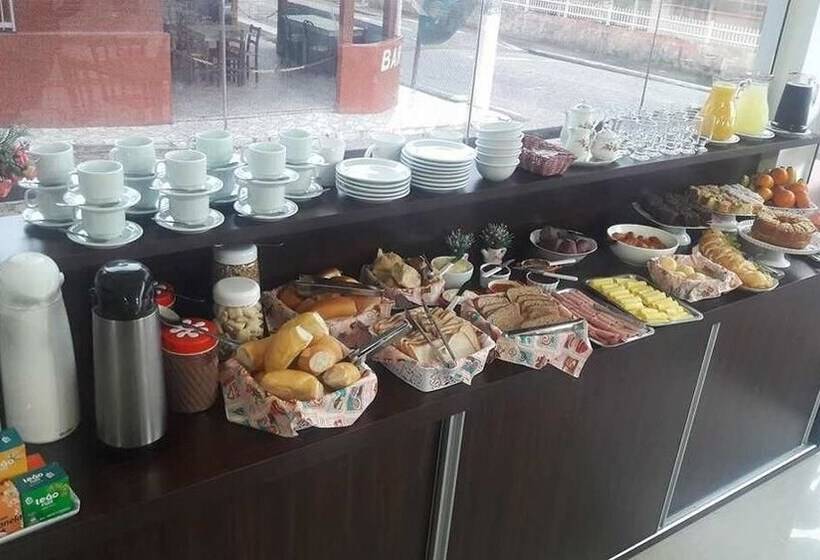 بنسيون Pousada Divino