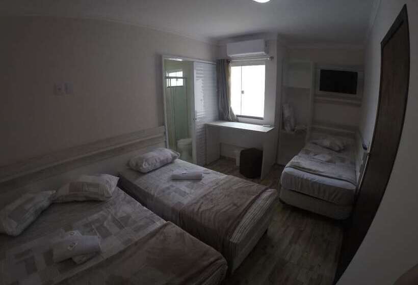 بنسيون Pousada Divino