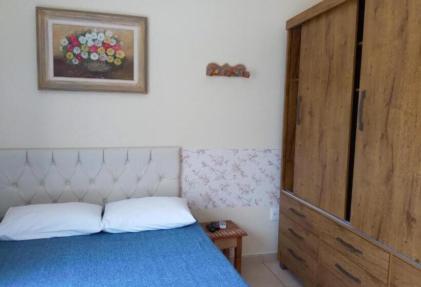 Пансион Pousada Vila Real Flats