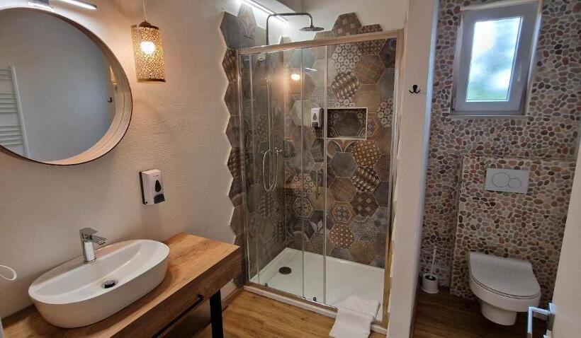 پانسیون Samarin črnomelj