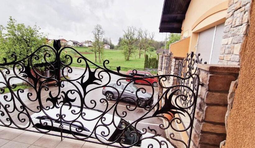 پانسیون Samarin črnomelj