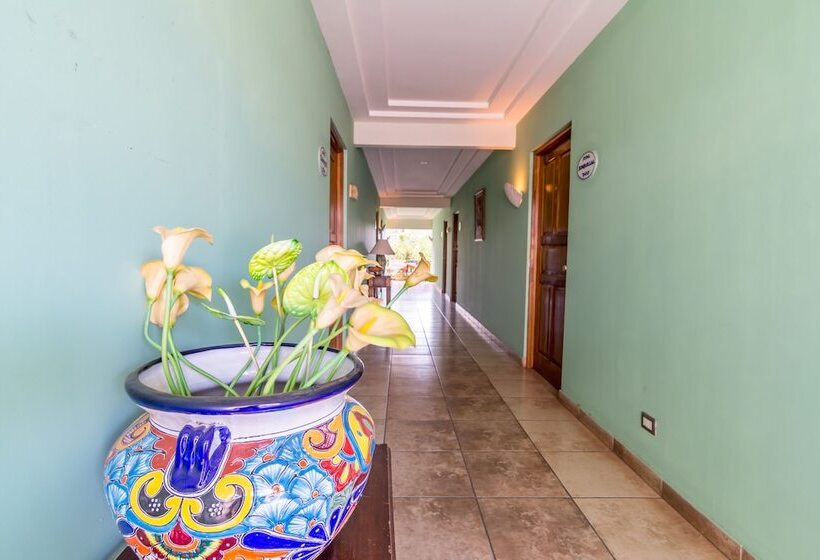 بنسيون Villas Playa Hermosa Beach