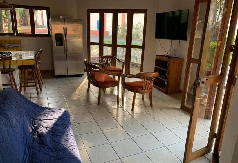 بنسيون Villas Playa Hermosa Beach