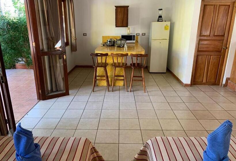 بنسيون Villas Playa Hermosa Beach