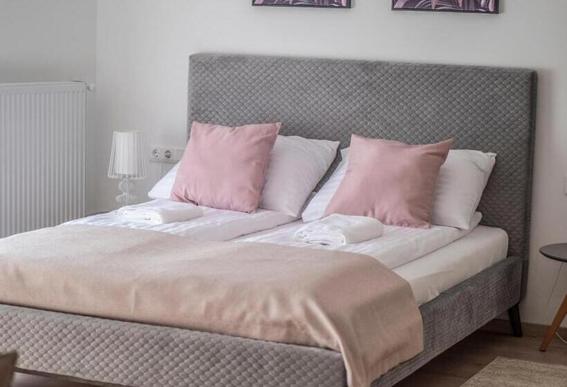 بنسيون Völgy Vendégház