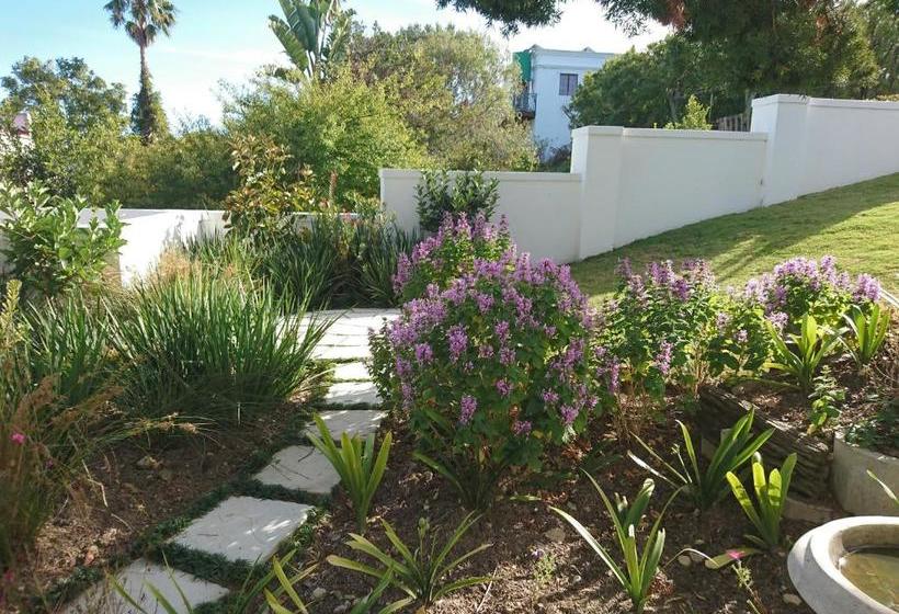 Пансион Westhill Luxury Guest House