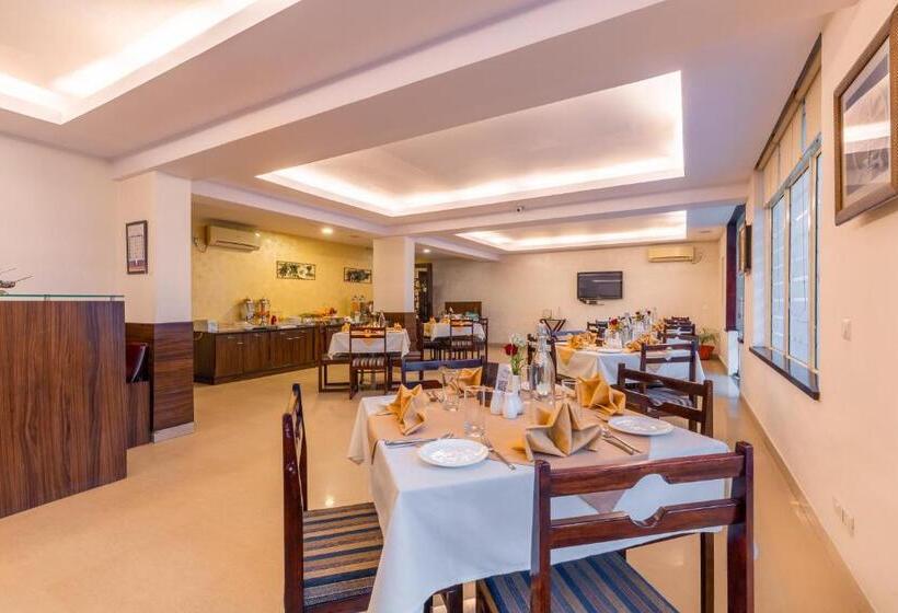 Rosewood Apartment Hotel Pantnagar