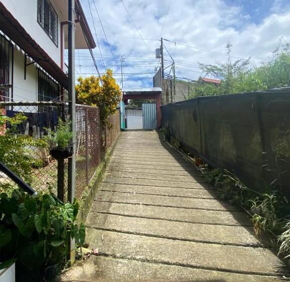 Blue Morpho House B&b