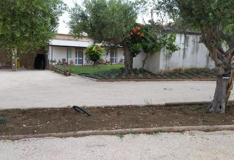 فندق Relais Il Giardino Fra Gli Ulivi