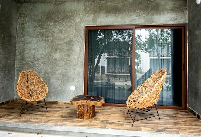 پانسیون Casa Tortuga Tulum Cenotes Park Inclusive