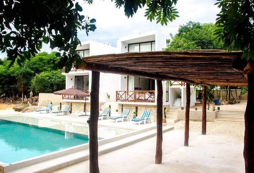 پانسیون Casa Tortuga Tulum Cenotes Park Inclusive