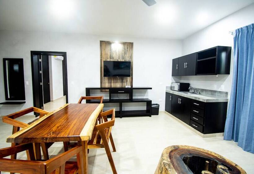 پانسیون Casa Tortuga Tulum Cenotes Park Inclusive