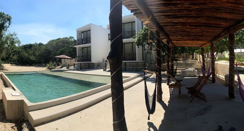 پانسیون Casa Tortuga Tulum Cenotes Park Inclusive