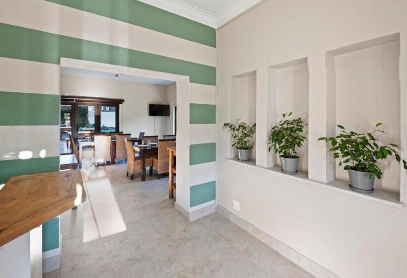 بنسيون De Akker Guest House