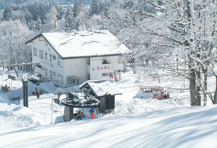 بنسيون Edelweiss Akakura