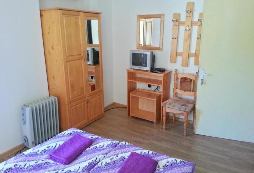 بنسيون Guest House Zora