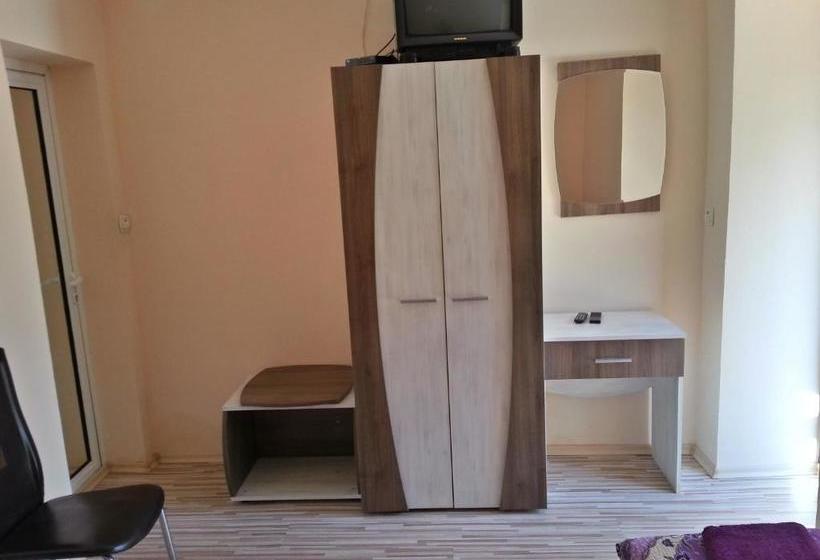 بنسيون Guest House Zora