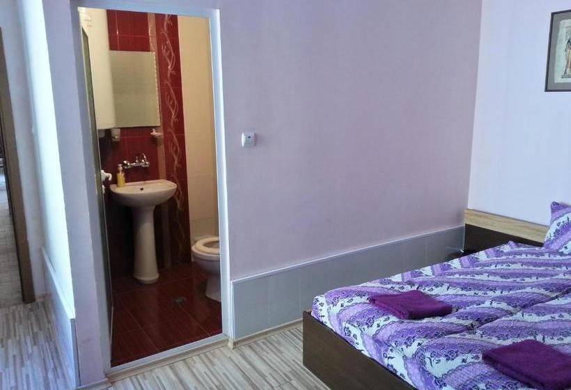 بنسيون Guest House Zora