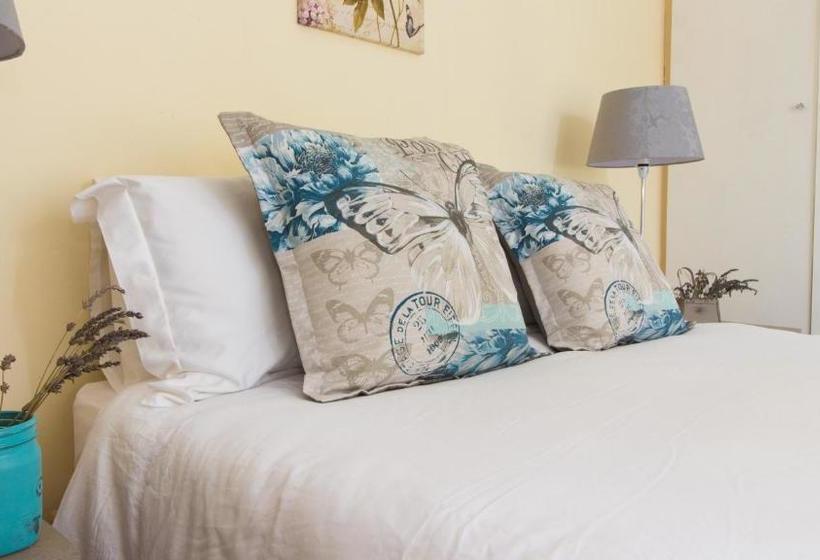 膳宿费 Lavender Lane