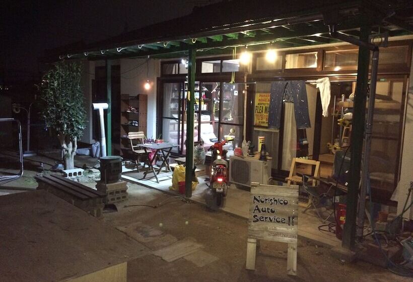 بنسيون Norishico Auto Guest House   Hostel
