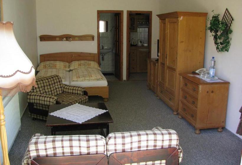 پانسیون Penzion 102