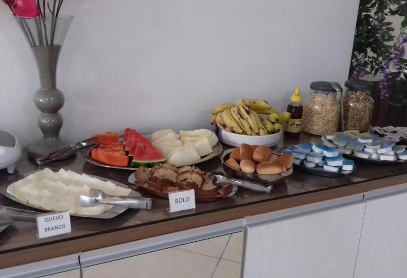 פנסיון Pousada Belezinha