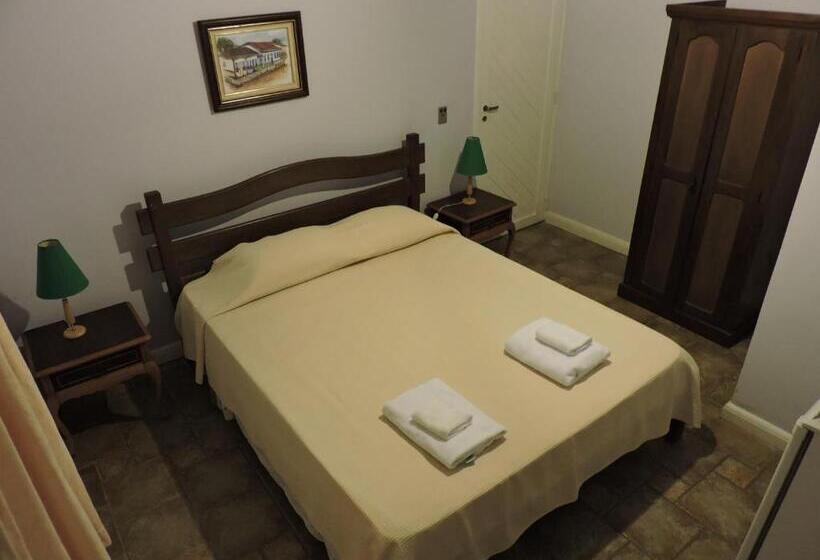 פנסיון Pousada D'amoras