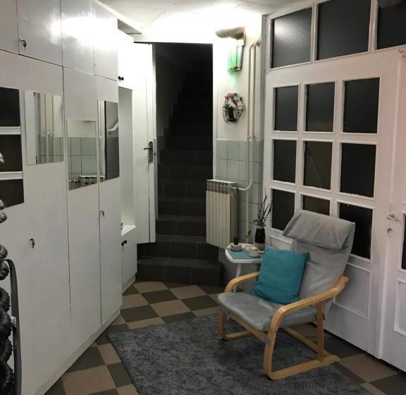 پانسیون Prenociste Chardak