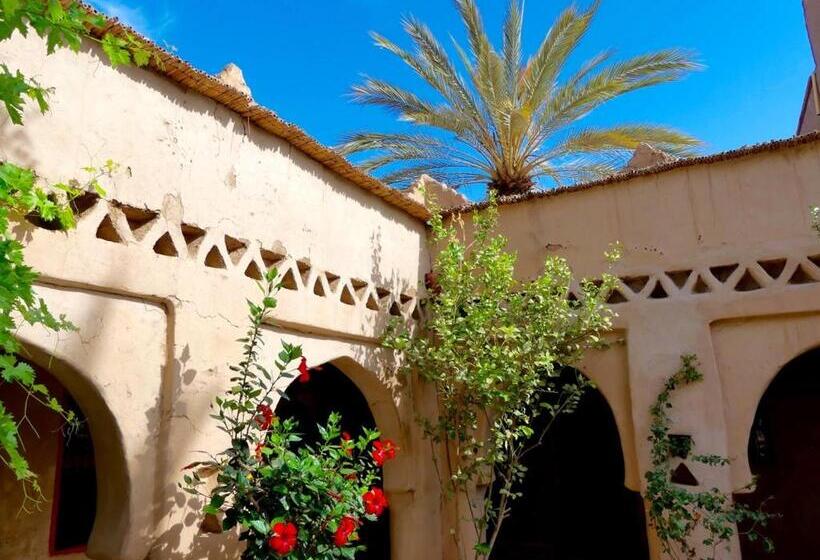 پانسیون Riad Tabhirte