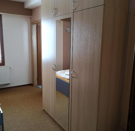 פנסיון Riegrova Chata Kozákov