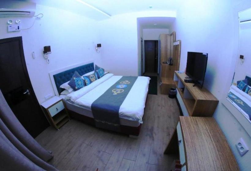 پانسیون Rohat