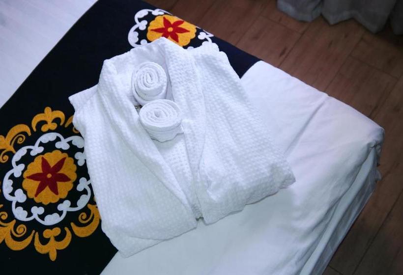 پانسیون Rohat