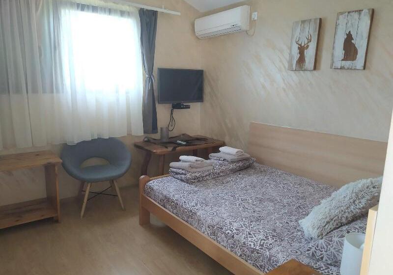 پانسیون Rooms Green Set