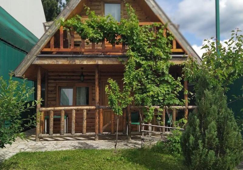 پانسیون Rooms Green Set