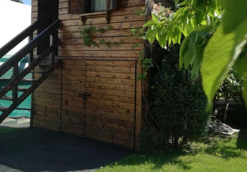 پانسیون Rooms Green Set