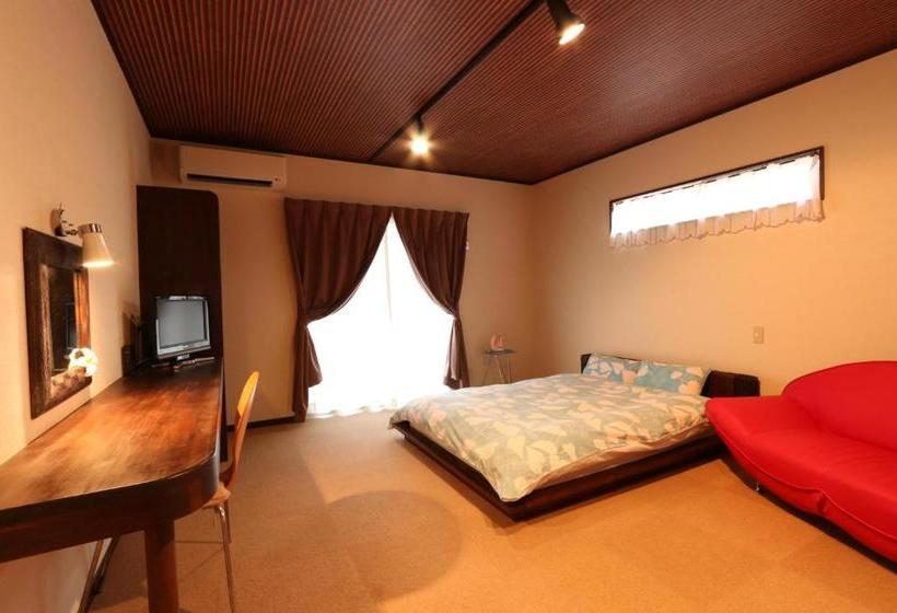 פנסיון Sunny Spot