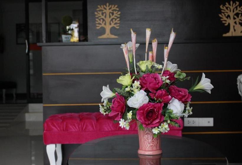 펜션 The Rooms Residence