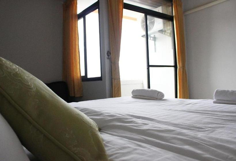 펜션 The Rooms Residence