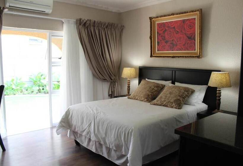 Pension The Willow Tree Guesthouse