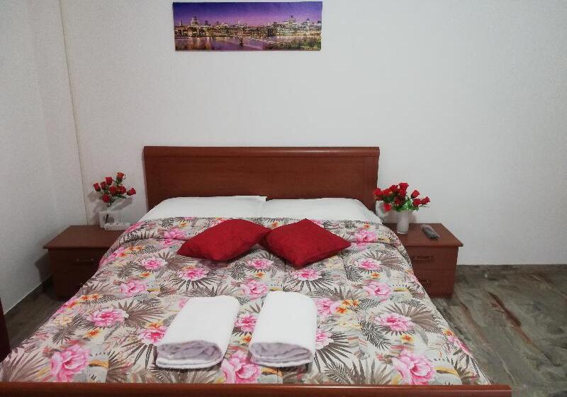 Пансион Venice Holiday