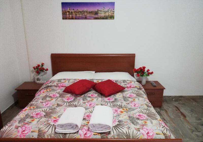 Пансион Venice Holiday