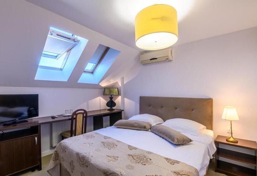 Пансион Vila Palace