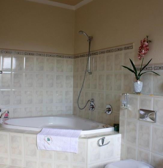 פנסיון Villacandilabra Guesthouse