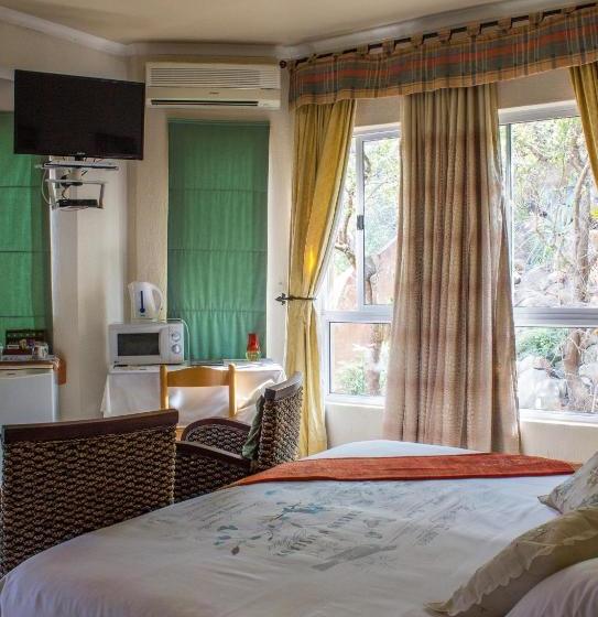 פנסיון Villacandilabra Guesthouse