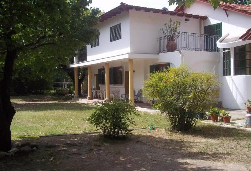 هاستل Hostal La Gloria